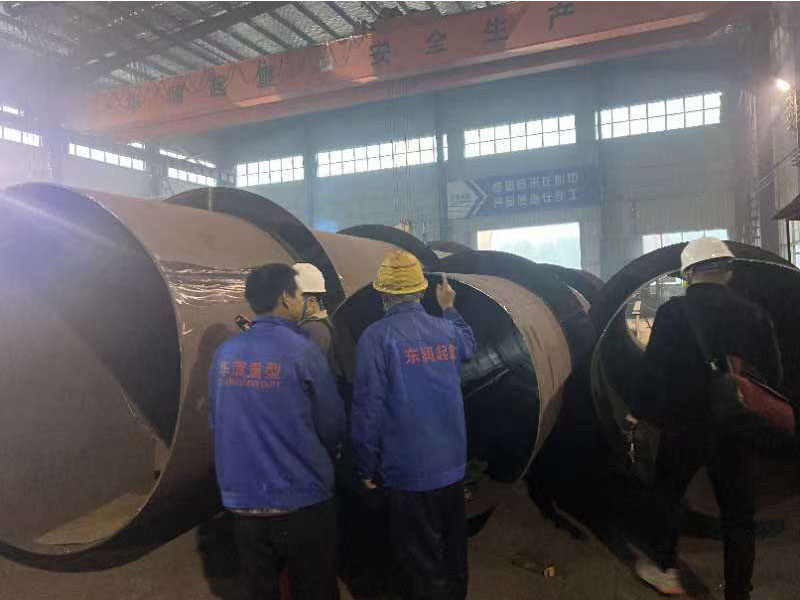 我公司為中國水電十五局出口項(xiàng)目突尼斯梅萊格大壩加工制造的壓力鋼管和閘門加班生產(chǎn)，和部分過程檢驗(yàn)，并得到了業(yè)主一致好評(píng)